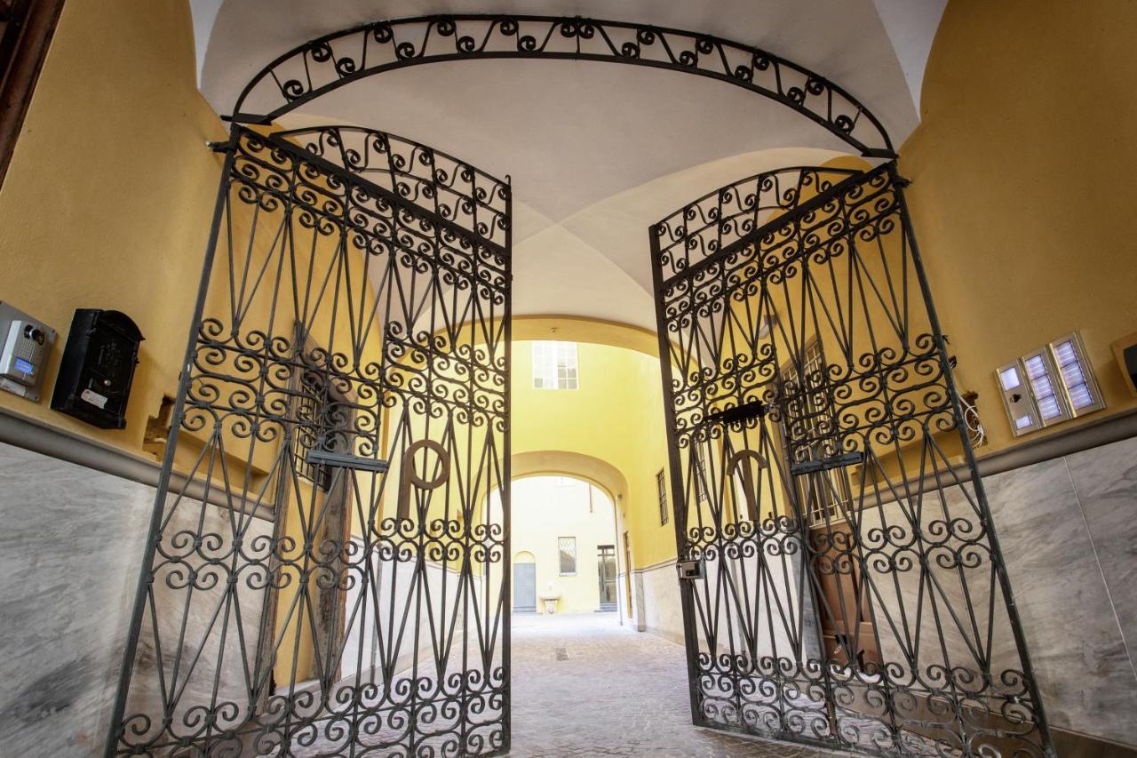 Palazzo Le Poste - Suite And Apartments Parma Exterior photo